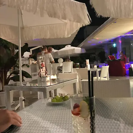 贝拉利瓦酒店